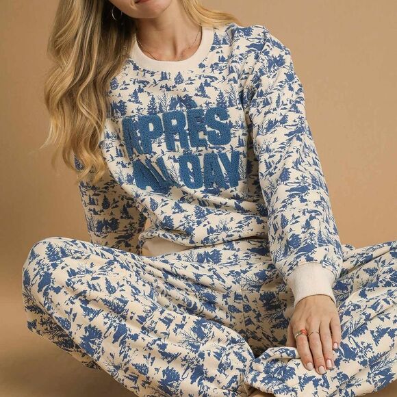 Umgee "Apres All Day" Blue Cream Graphic Cropped Sweatshirt size Large - Picture 4 of 9